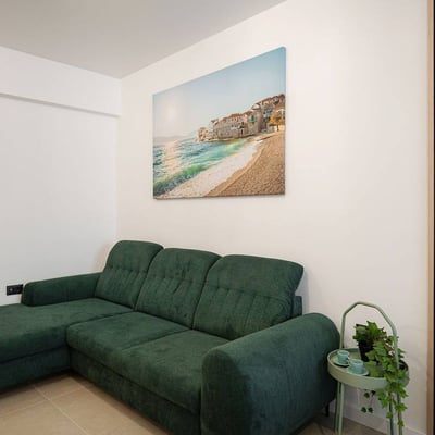 Аренда комфортной 2-комнатной квартиры с видом на море, Мамаия, Констанца, Румыния